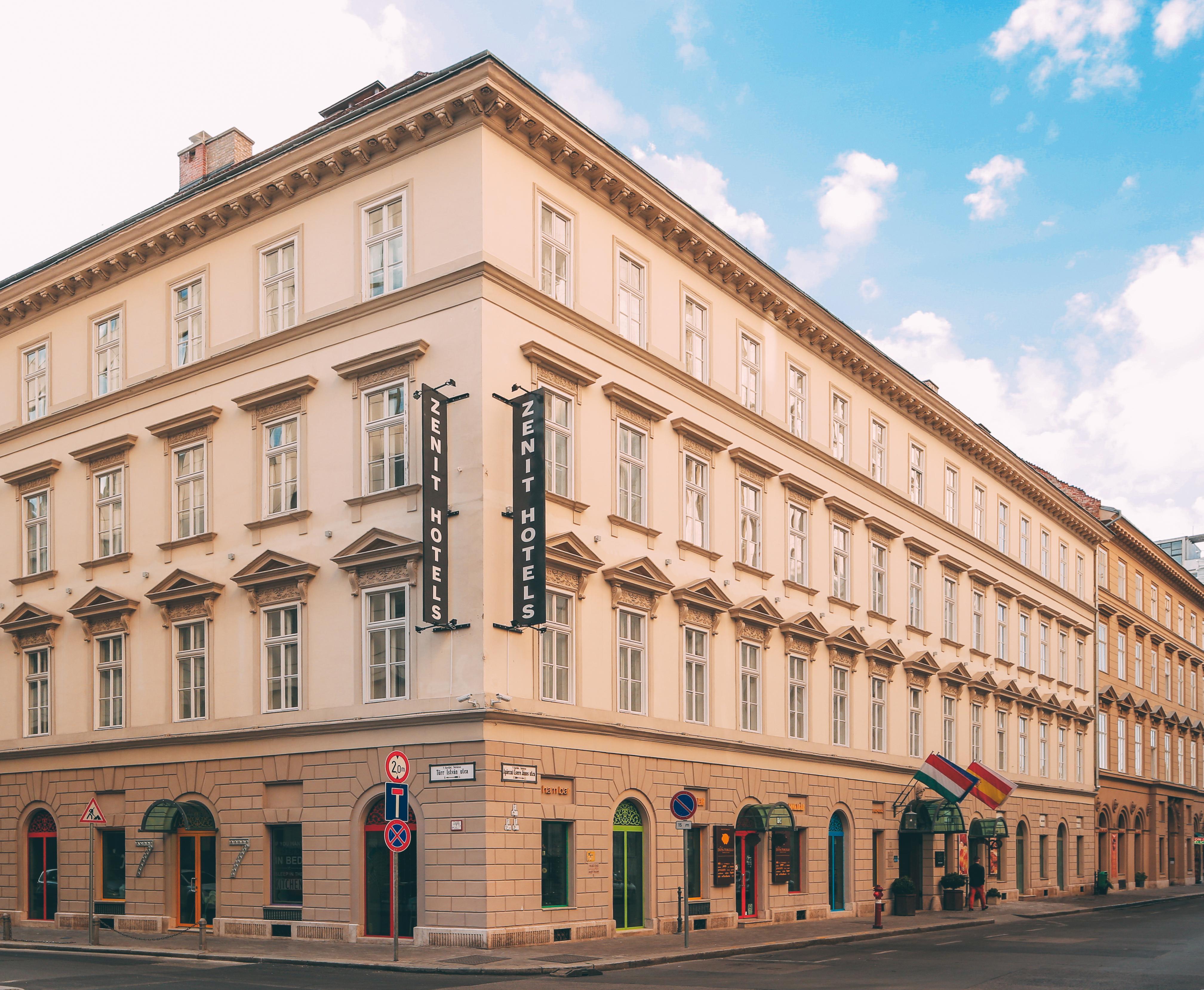 Hotel Zenit Budapest Palace Buitenkant foto